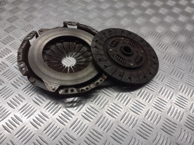 Притиск зчеплення диск toyota avensis t25 2.0 vvti фото №1