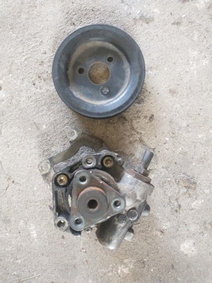 BMW E39 2.5 TDS BOMBA SERVOMANDO HIDRÁULICO + RUEDA 2246152  