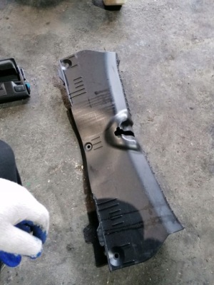 Mercedes w172 slk захист поперечина заднього замка r172 фото №1