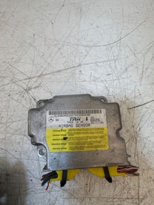 Mercedes-benz b w245 2006 блок управления / модуль подушка безопасности фото №1