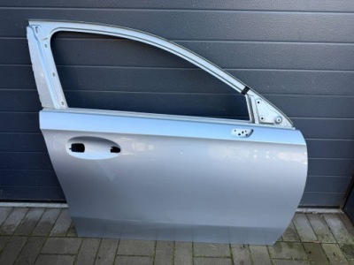 Mercedes a w177 двері перед передні фото №1