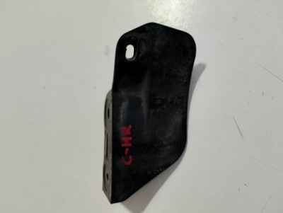 Toyota c-hr брызговик левый задняя 65632-f4010 фото №1