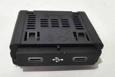 Nowe org роз'єм port заряджання usb c перед renault austral megane v e-tech фото №1