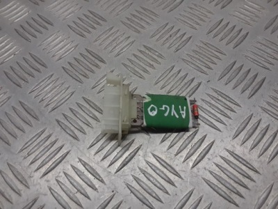 Резистор резистор вентилятор toyota aygo i фото №1