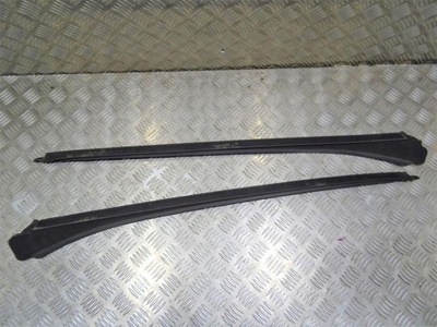 Mercedes w206 молдинг стекло перед правая фото №1