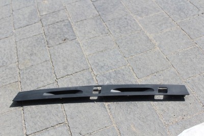 Corolla e21 sedan молдинг багажника 76827-02090 фото №1