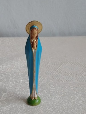 Figurka Matki Boskiej - wysokość 8,3 cm