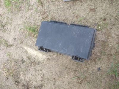 Коробка предохранителей corsa d 13217394eh фото №1