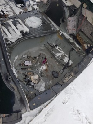 Pas задня піддон kombi audi a6 c6 фото №1