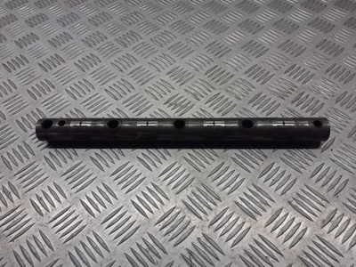 Вал помповые форсунки vw golf v 2.0 tdi 03g109527 фото №1