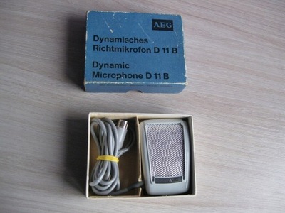 Stary dynamiczny mikrofon AEG