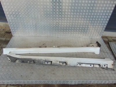 Toyota avensis t27 молдинг порог правая 15- фото №1