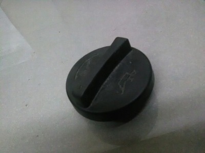 Hyundai i10 ii крышка заливной масла 2013- фото №1