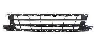 Vw passat b8 14+kratka решётка радиатора czarna середина фото №1