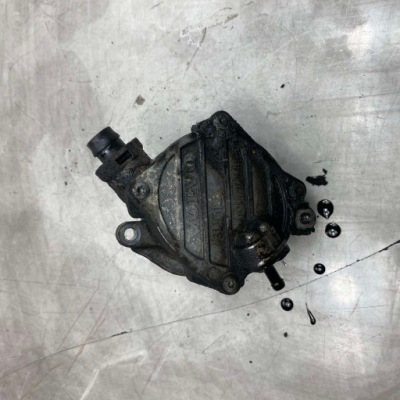 Насос вакуум v60 i xc60 i s60 ii фото №1