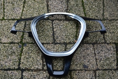 Рамка dekor руля vw passat b8 5g0419685b фото №1