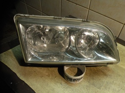 Volvo S40 V40 99-03 Reflektor prawy Lampa