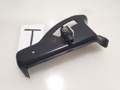 Кронштейн поперечина передній правий перед mercedes w251 фото №1