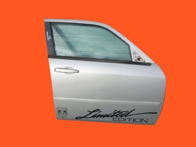 Dodge magnum 2006 двері праве перед повний фото №1