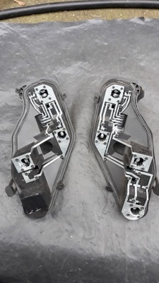 Renault thalia цоколь лампы задняя l lub p фото №1