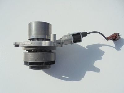 Vw t-roc насос wody 04l121011 rok 2019- фото №1