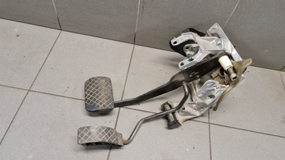 Педаль gaz тормоз audi a8 d2 eu 4d1723115h фото №1