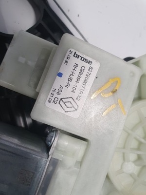 Підйомник скло правий задня renault captur ii 19- фото №1