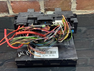 Mercedes w203 модуль sam 2035454201 фото №1