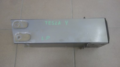 Балка бампера зона zgnioru отбойник левый tesla y p1487461-sn-d фото №1