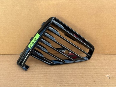 Volvo s60 v60 r-design решітка бампера права 32227027 фото №1