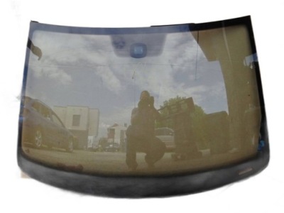 Скло передні  vw polo 08-17 - рік 22 датчик фото №1