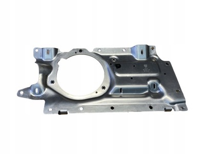 Audi tt 8s cabrio кронштейн динамика правое задняя фото №1