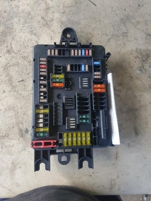 Коробка запобіжників bmw f30 926111102 фото №1