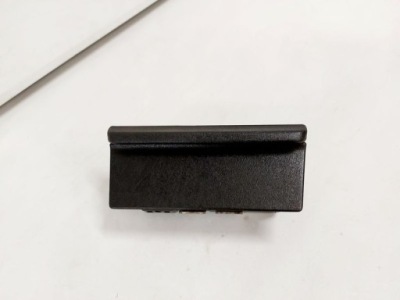 Mercedes w123 попільничка перед czarna передня фото №1