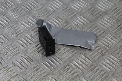 Разъём usb stelvio 1561397270 фото №1