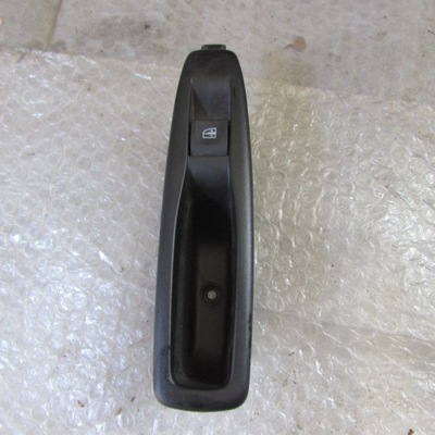 Панель керування вікон l. задня renault zoe фото №1