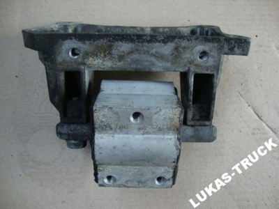 Jeep cherokee liberty kk кронштейн кронштейн фото №1