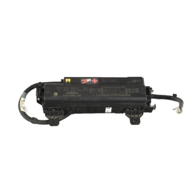 Коробка предохранителей крышка 1034405-00-d tesla model s фото №1