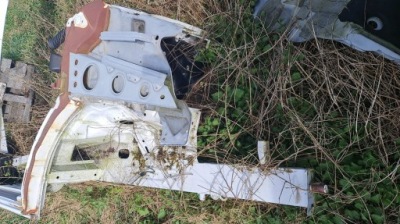 Mercedes ml w164 164 чверть правий перед права передня лонжерон фото №1