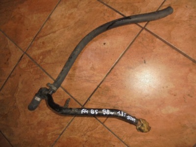 Audi a4 b5 труба шланг воды фото №1