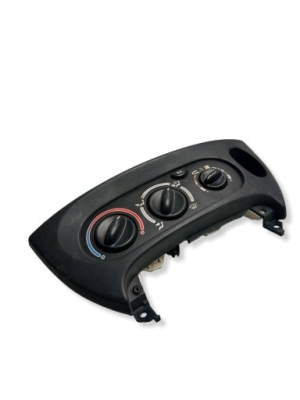 Панель керування обдув renault megane i nr852 фото №1