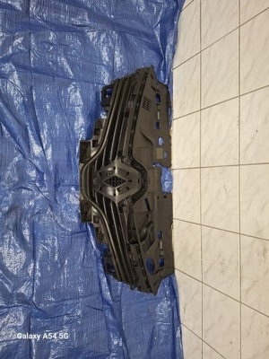 Решётка радиатора решётка радиатора бампера перед renault clio iv фото №1