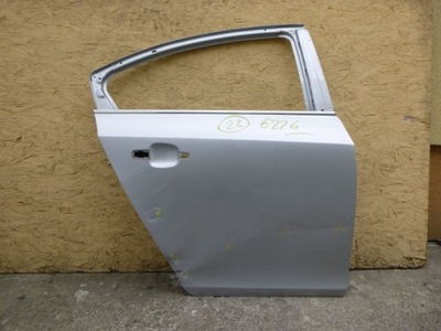 Chevrolet cruze sedan дверь правое задние фото №1