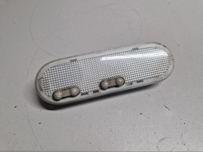 Dacia sandero лампа освещение салона 8200073231 фото №1