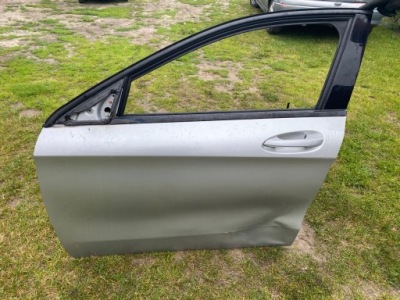 Дверь полный левая перед задняя mercedes gla 156 цвет 761 идеальное состояние фото №1