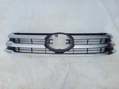 Решётка радиатора решётка радиатора toyota hilux 15-18 фото №1