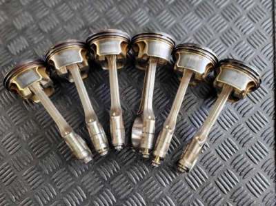 Поршень + шатун maserati quattroporte vi 3.0 v6 b фото №1