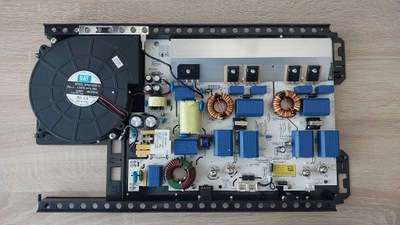 Moduł zasilania płyta indukcyjna Electrolux EIS6648