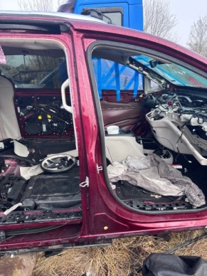 Chrysler pacifica 16 четверть стойку b средний пол обшивка prv фото №1