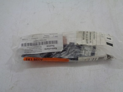 Porsche boxter cayman напрямна поріг перед правий фото №1